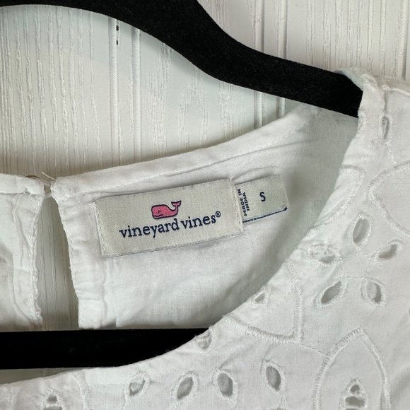 Vineyard Vines White Eyelet Ruffle Top size small‎ - Picture 5 of 5